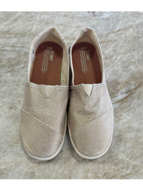 TOMS Gold Metallic Canvas Flats & Loafers Size 8.5